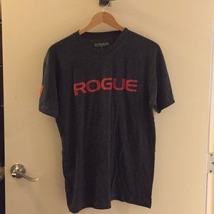rouge t-shirt (L)